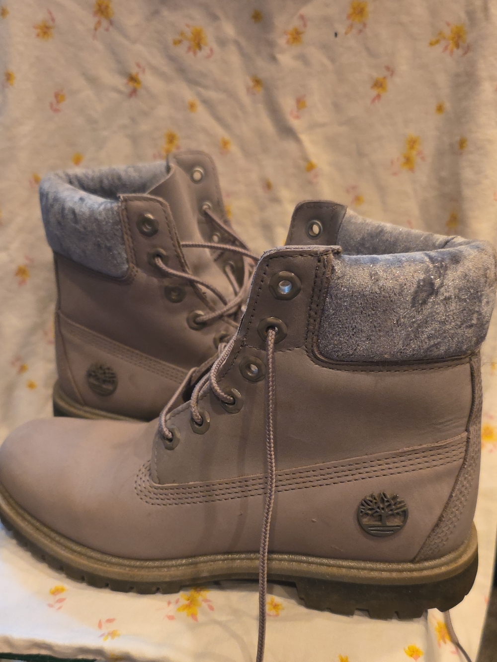 Timberland Women's Taupe Lace-Up Padded Collar Boots